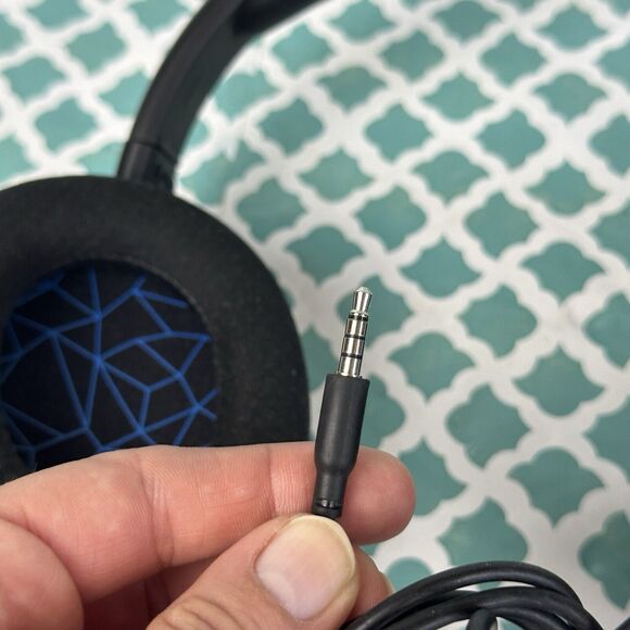 SteelSeries Arctis 1 Wired Gaming Headset – Detachable Clearcast Microphone - Picture 3 of 11